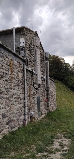 1786455642053_sv2zp8.jpg