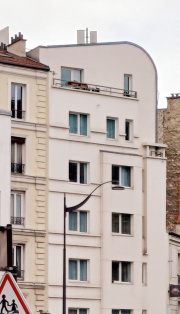 1727706015-989.jpg