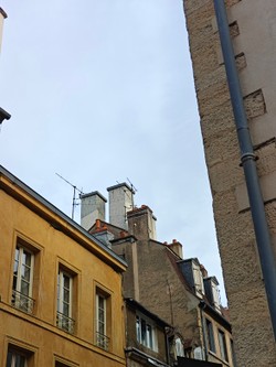 1790580884790_gd9v5g.jpg