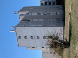 1789210134418_gv6h5d.jpg